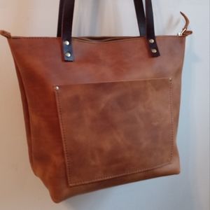 Portland Leather Goods Medium Zipper tote in WHEAT